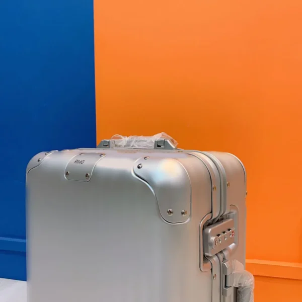 Portable Travelling Luggage