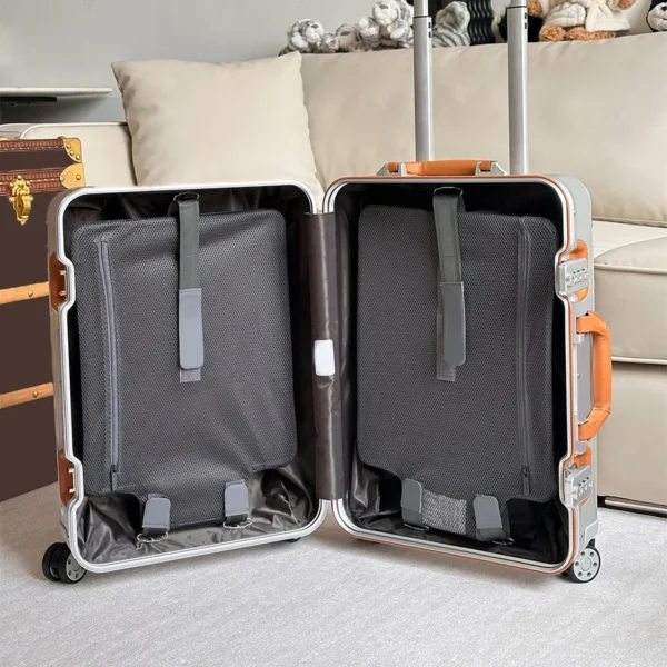 Portable Travelling Luggage