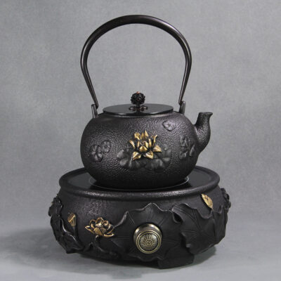 43058eb6-1f13-4949-86e3-ab083c20fee9.jpg Household Ancient Chinese Cast Iron Tea Kettle
