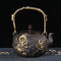88750cf4-b191-4190-885e-7637399cc18d.jpg Household Ancient Chinese Cast Iron Tea Kettle