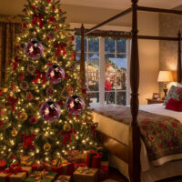 4PCS Set Christmas Glass Ball Ornaments Hanging Tree Decorations Shiny Holiday Party Decor Xmas Tree Decorations FBA Shipment